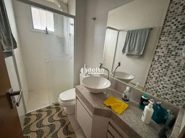 Imagem 3: Apartamento com 2 Quartos Sendo 1 Suíte, Disponível para Venda no Bairro Centro Em