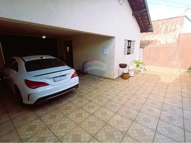 Imagem 3: Casa 5 Quartos À Venda no Fabrício Uberaba
