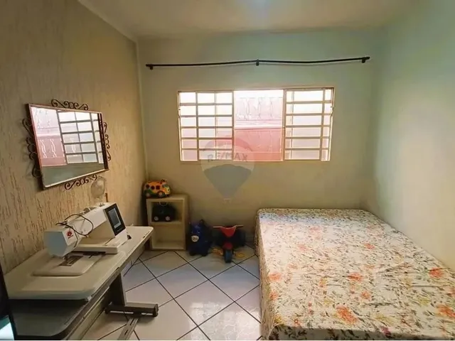 Imagem 4: Casa 5 Quartos À Venda no Fabrício Uberaba
