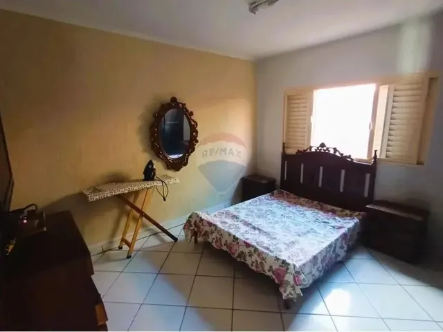 Imagem 2: Casa 5 Quartos À Venda no Fabrício Uberaba