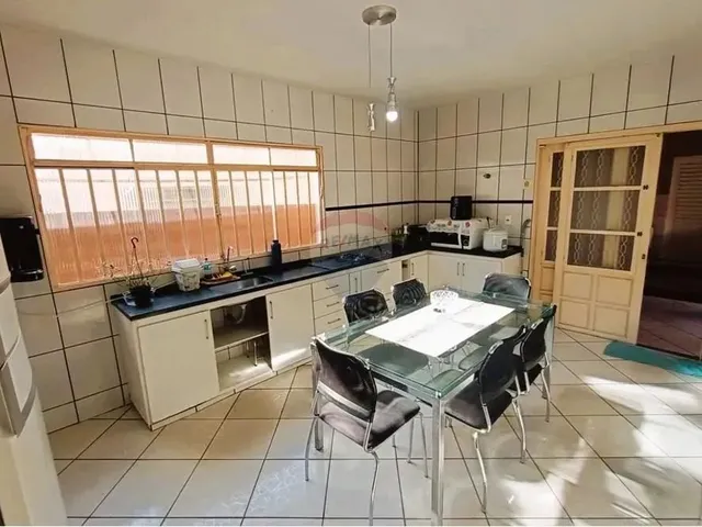 Imagem 6: Casa 5 Quartos À Venda no Fabrício Uberaba