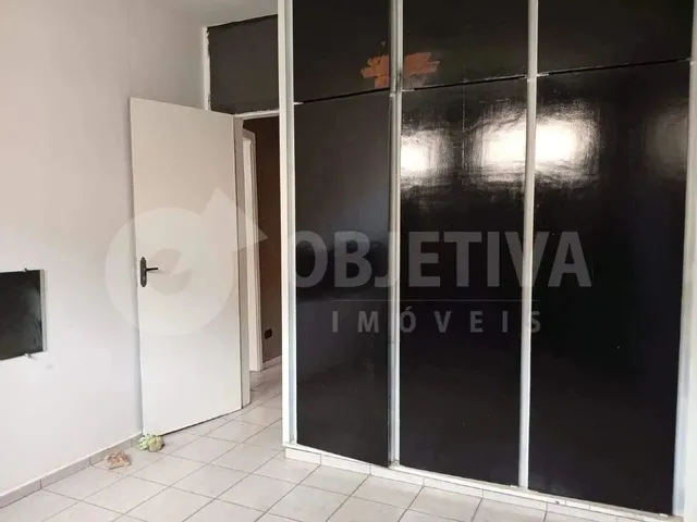 Imagem 4: Casa À Venda, 4 Quartos, 2 Vagas, Centro - Uberlandia/Mg