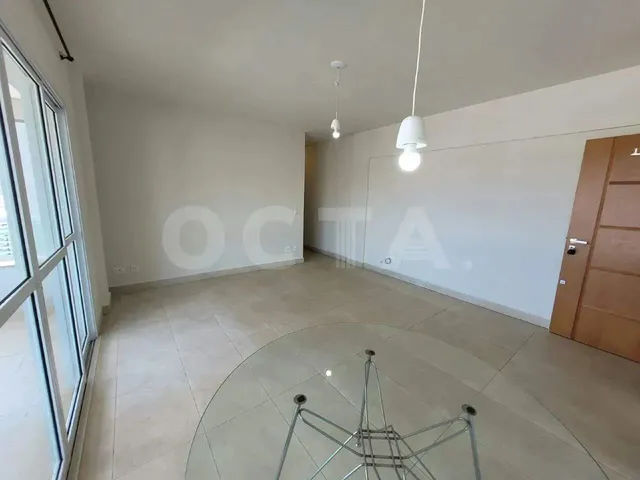 Imagem 11: Apartamento À Venda com 3 Quartos Sendo 1 Suíte, Sacada e 2 Vagas Tabajaras