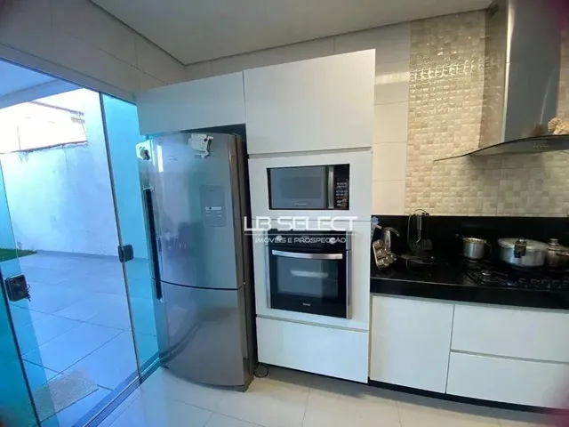 Imagem 11: Casa com 3 Dormitórios À Venda, 270 M² por R$ 1.400.000,00 - Brasil - Uberlândia/Mg