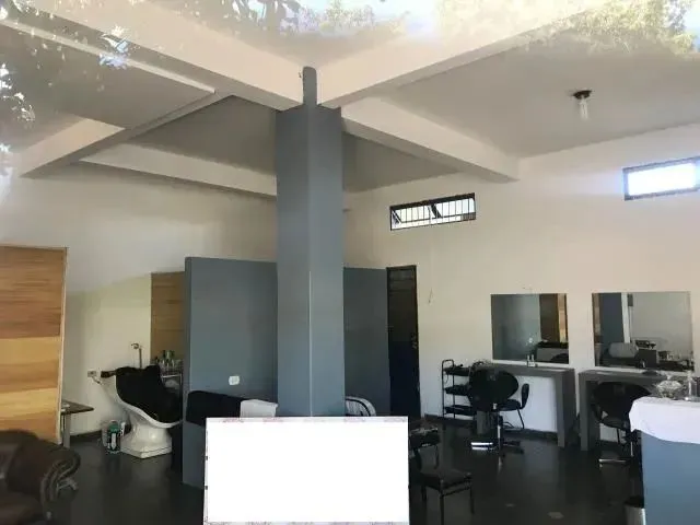 Imagem 13: Sobrado com Um Apartamento, Duas Casas e Um Cômodo Comercial a Venda B. Jaraguá