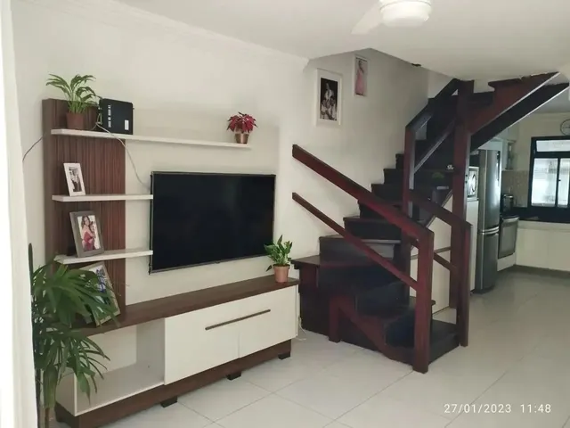 Imagem: Casa À Venda no Avenida Professor Pinto