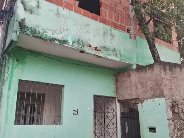 Imagem: 3 Casa 7Por 10 Quintal Grande Pé de Abacat