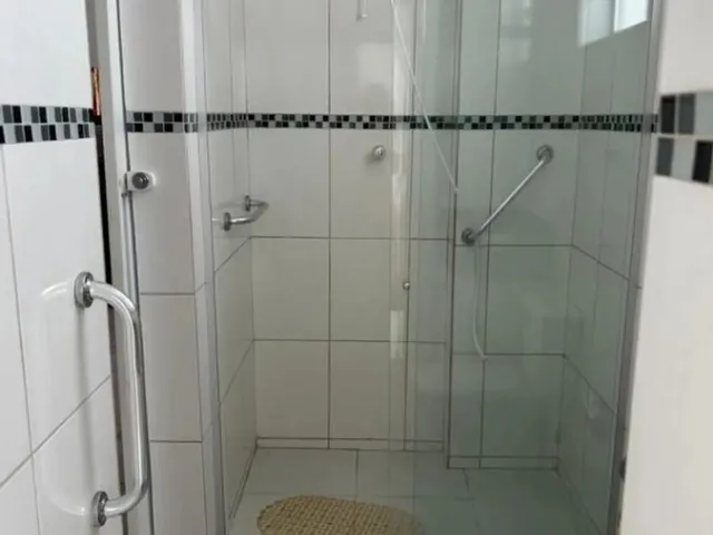 Imagem 5: Apartamento Espaçoso no Largo da Graça - 125M² com Ventilação Norte/Sul Andar Medio