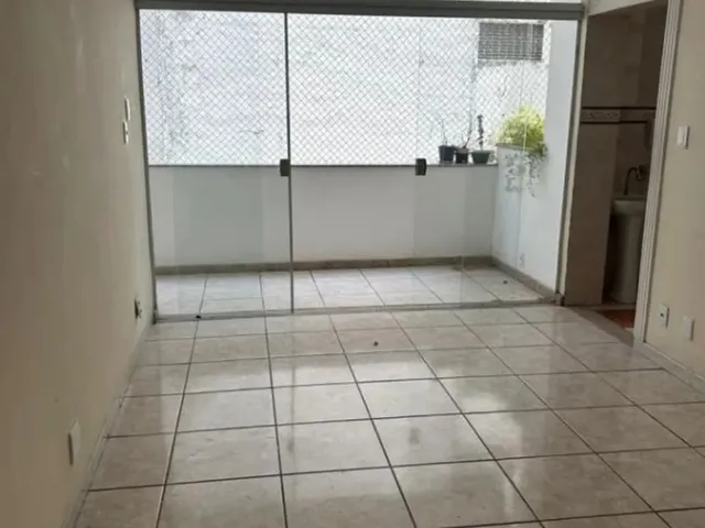 Imagem 6: Apartamento Espaçoso no Largo da Graça - 125M² com Ventilação Norte/Sul Andar Medio