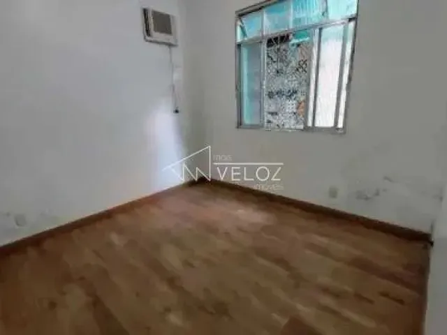 Imagem: Casa de Rua Sobrado / Residencial / Catumbi