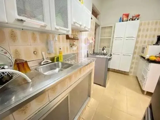 Imagem: Apartamento Padrão / Residencial / Glória