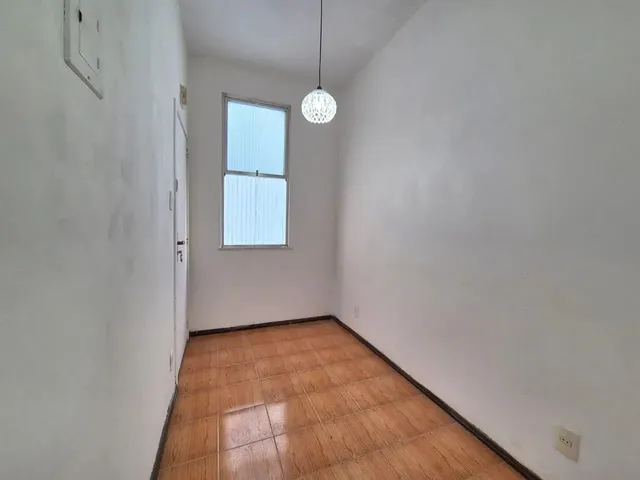 Imagem 4: Imóvel para Venda Possui 31 Metros Quadrados com 1 Quarto em Centro - Rio de Janeiro - Rj
