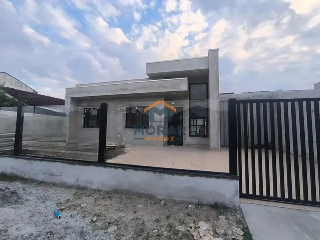 Imagem 1: Casa com 3 Dormitórios e Piscina em Ipanema
