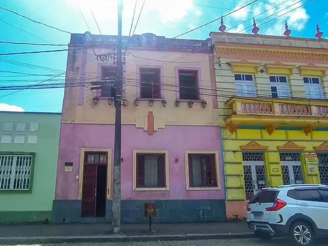 Imagem: Sobrado À Venda no Bairro Centro - Antonina/Pr