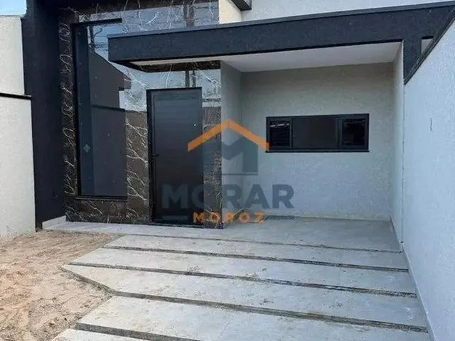 Imagem 1: Casa com 3 Dormitórios e Piscina em Matinhos