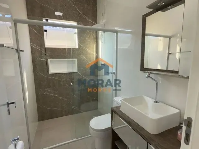 Imagem 2: Casa na Faixa Mar, com Piscina em Matinhos