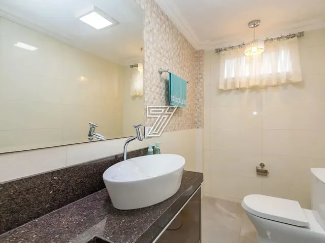 Imagem 16: Casa em Condominio a Venda com 268M2 Privativos com 4 Quartos no São Braz - Curitiba - Pr