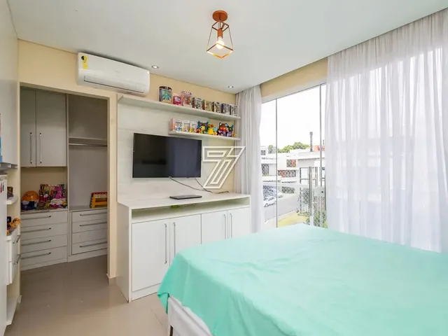 Imagem 15: Casa em Condominio a Venda com 268M2 Privativos com 4 Quartos no São Braz - Curitiba - Pr