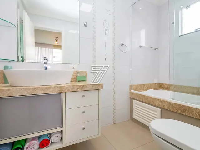 Imagem 4: Casa em Condominio a Venda com 268M2 Privativos com 4 Quartos no São Braz - Curitiba - Pr