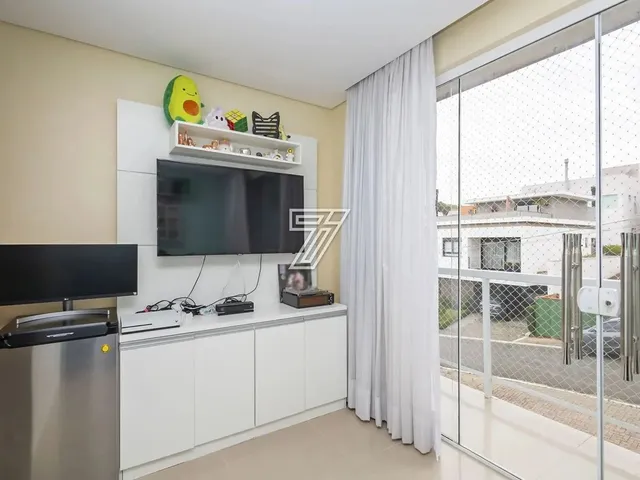 Imagem 3: Casa em Condominio a Venda com 268M2 Privativos com 4 Quartos no São Braz - Curitiba - Pr