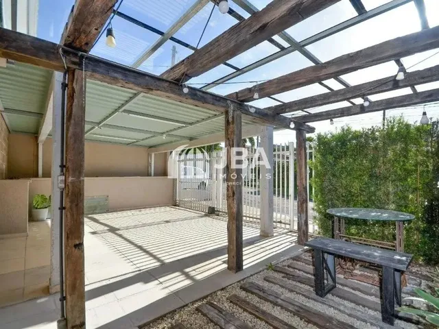 Imagem 2: Casa com 2 Suites no Orleans 220M²