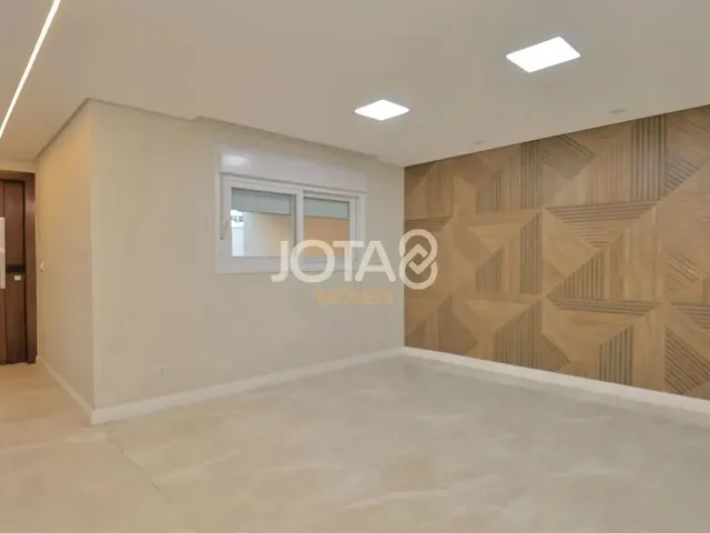 Imagem 4: 3 Quartos Uma Suíte. Estar e Jantar. Amplo Terreno. 3 Quartos Uma Suíte. Estar e Jantar