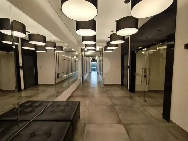 Imagem 3: Duplex para Venda Possui 185 Metros Quadrados com 3 Quartos em Santo Inácio - Curitiba