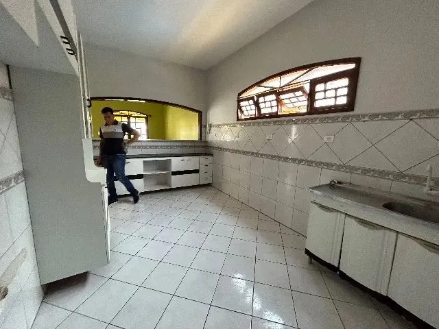 Imagem 9: Casa Chalé de Inverno Linda - Gravatá Centro. (Ótima Localização - Aceito Proposta