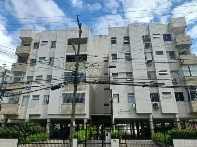 Imagem: Vendo Apartamento com 3 Quartos no Rosarinho