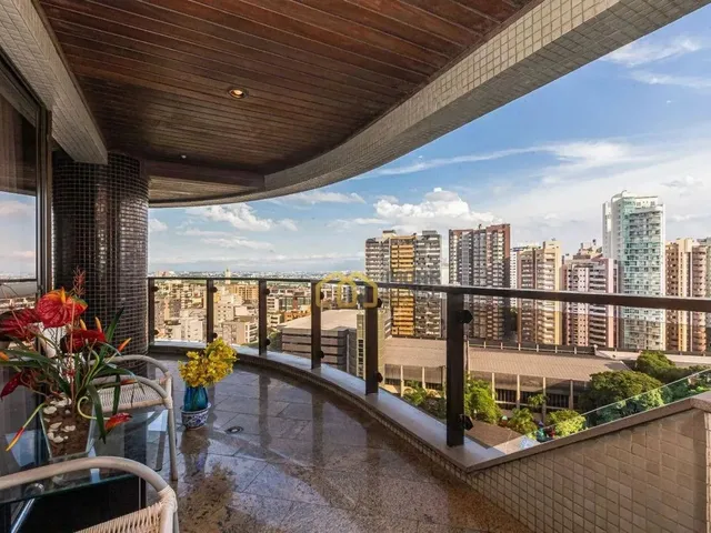 Imagem: Apartamento com 4 Dormitórios À Venda