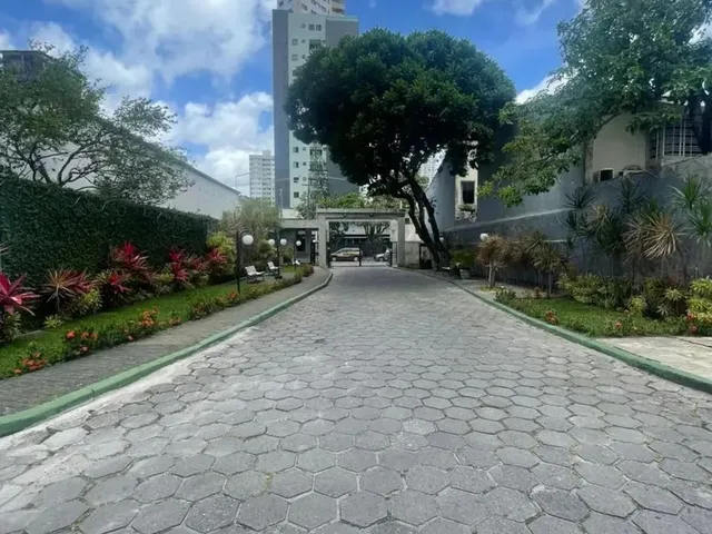 Imagem 11: Imóvel para Venda com 145 Metros Quadrados com 4 Quartos em Casa...