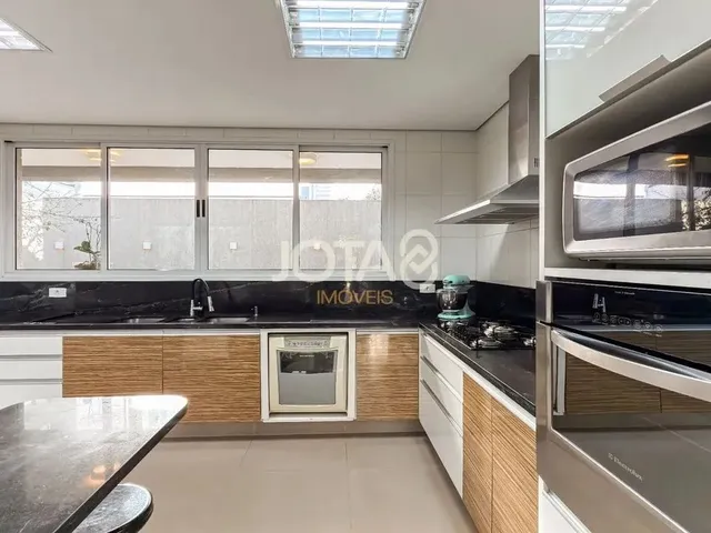 Imagem 4: Casa Ensolarada com 3 Suítes em Condomínio Casa Ensolarada com 3 Suítes em Condomínio
