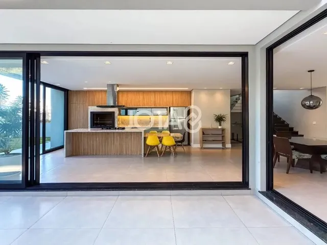 Imagem: Casa em Condomínio Fechado com 4 Quartos