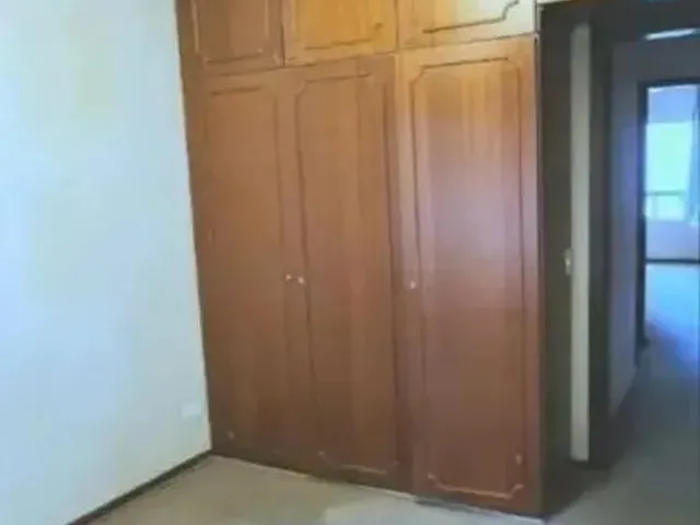 Imagem 5: Apartamento para Venda em Curitiba, Água Verde, 4 Dormitórios, 2 Suítes, 3 Banheiros