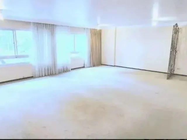 Imagem 9: Apartamento para Venda em Curitiba, Água Verde, 4 Dormitórios, 2 Suítes, 3 Banheiros