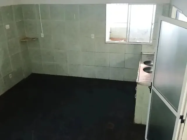 Imagem 4: Casa para Alugar com 3 Quartos no Tijucal
