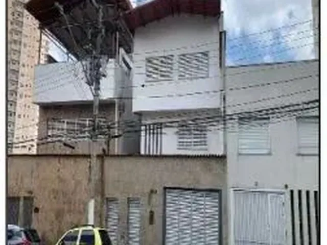 Imagem: A casa possui 1 Dormitório, 1 Banheiro, 258m² de Área,