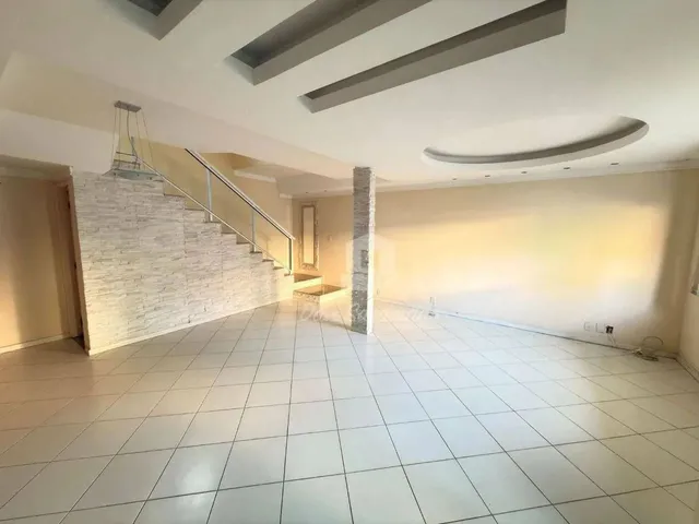 Imagem: Casa À Venda na Vila Progresso