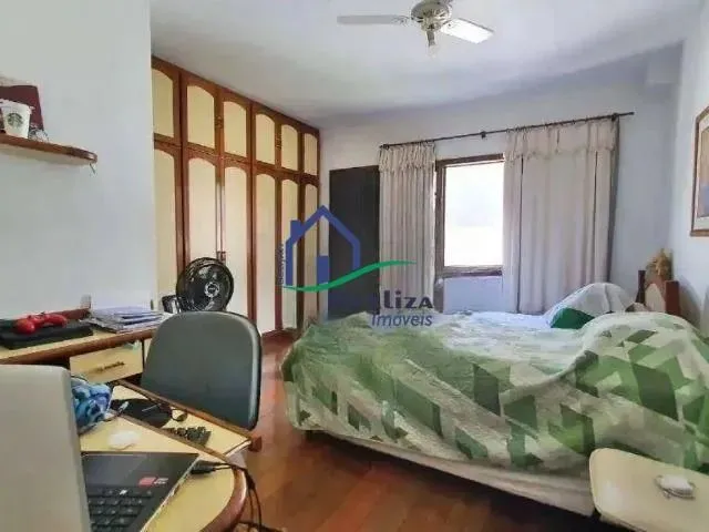 Imagem 6: Casa no Melhor Condomínio de Niterói com 4 Quartos Sendo 2 Suítes, 6 Vagas de Garagem