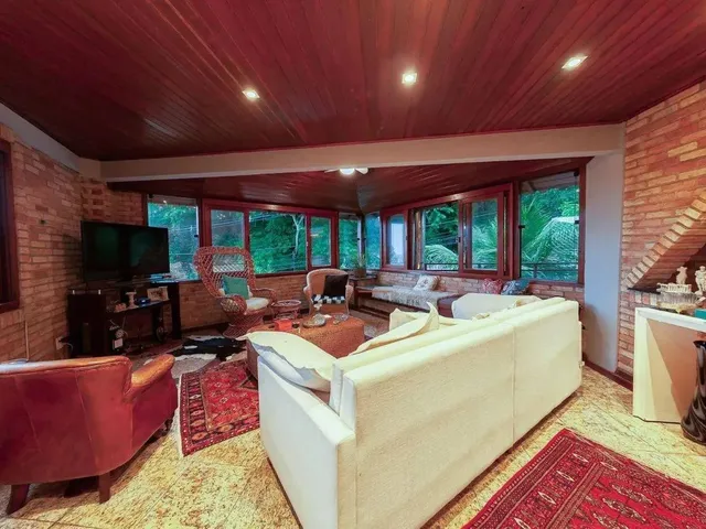Imagem 8: Casa com 4 Dormitórios À Venda, 350 M² por R$ 2.500.000,00 - Itacoatiara - Niterói/Rj