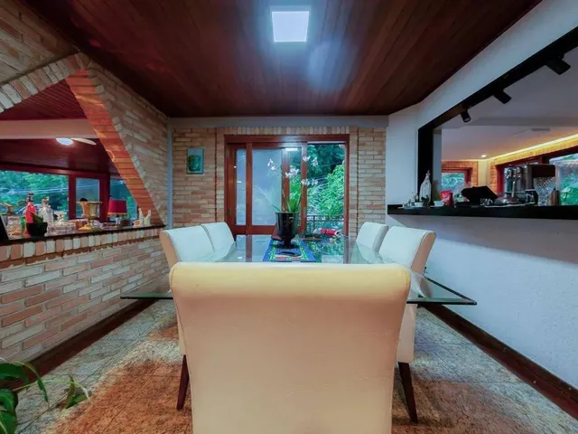 Imagem 15: Casa com 4 Dormitórios À Venda, 350 M² por R$ 2.500.000,00 - Itacoatiara - Niterói/Rj