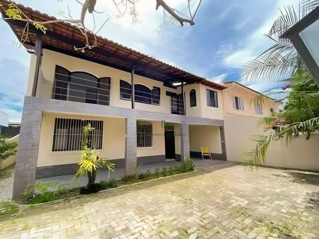 Imagem: Casa com 5 Dormitórios À Venda, 360 M²