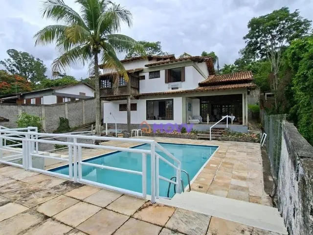 Imagem: Ótima Casa de 4 Quartos em Pendotiba