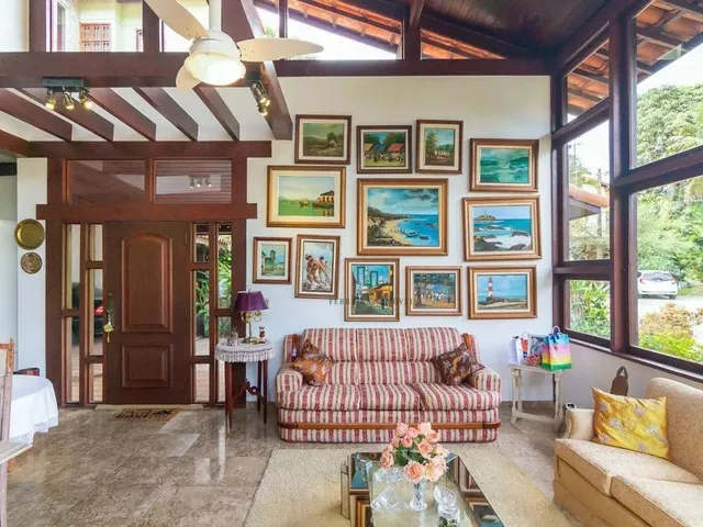 Imagem 2: Casa com 4 Dormitórios À Venda, 450 M² por R$ 2.080.000,00 - Piratininga - Niterói/Rj