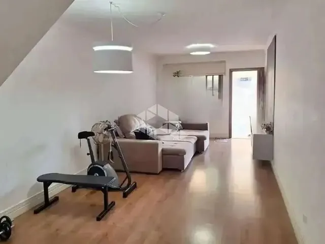 Imagem: Sobrado À Venda - Próximo Ao Shopping