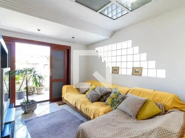 Imagem: Casa À Venda - Água Fria, 3 Quartos, 300