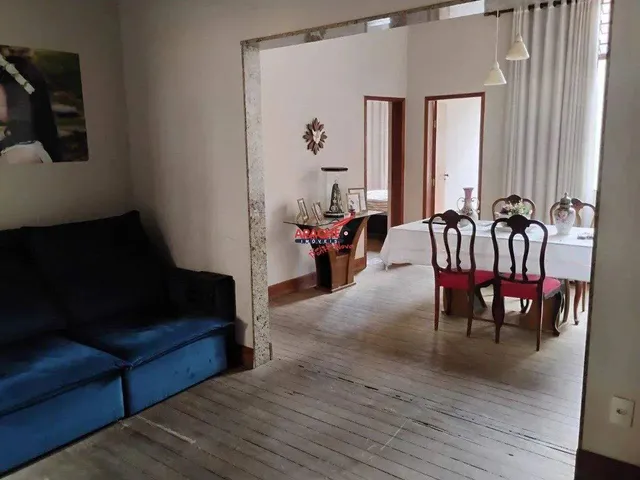 Imagem 1: Casa À Venda em Ponte Nova (Centro) Terreno de 283 M²