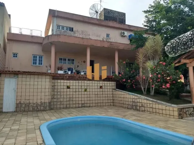 Imagem: A casa possui 4 Dormitórios, 4 Suítes, 5 Banheiros, 4