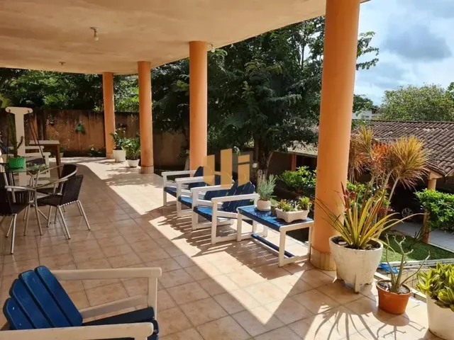 Imagem 10: Casa Espaçosa com Área de Lazer Completa em Carpina