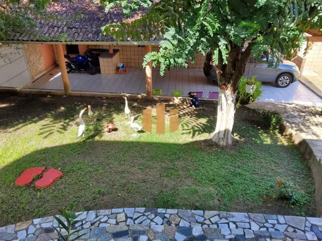 Imagem 11: Casa Espaçosa com Área de Lazer Completa em Carpina